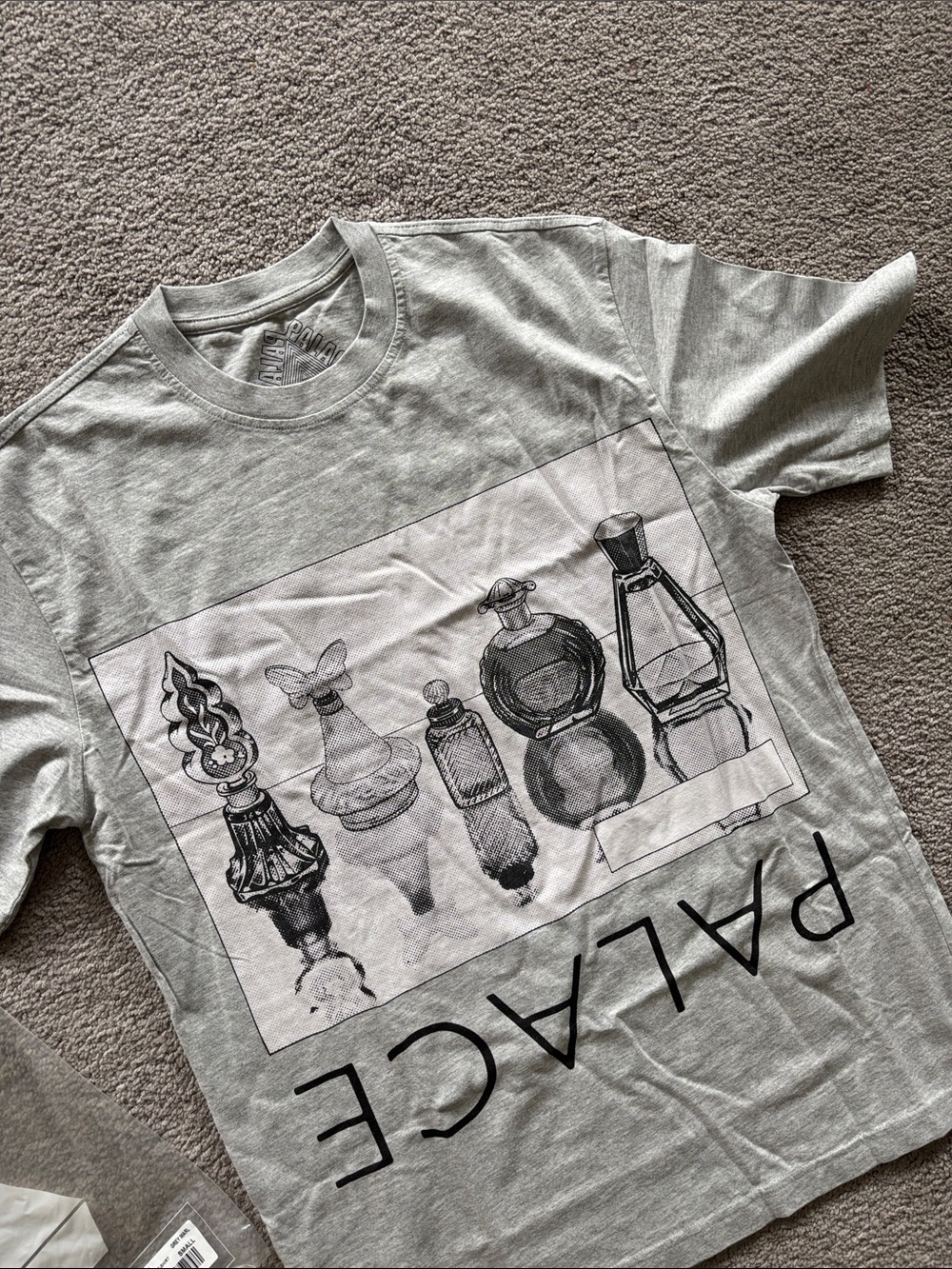 PALACE Light Gray Inverted Logo T-Shirt - Picture 2 of 4